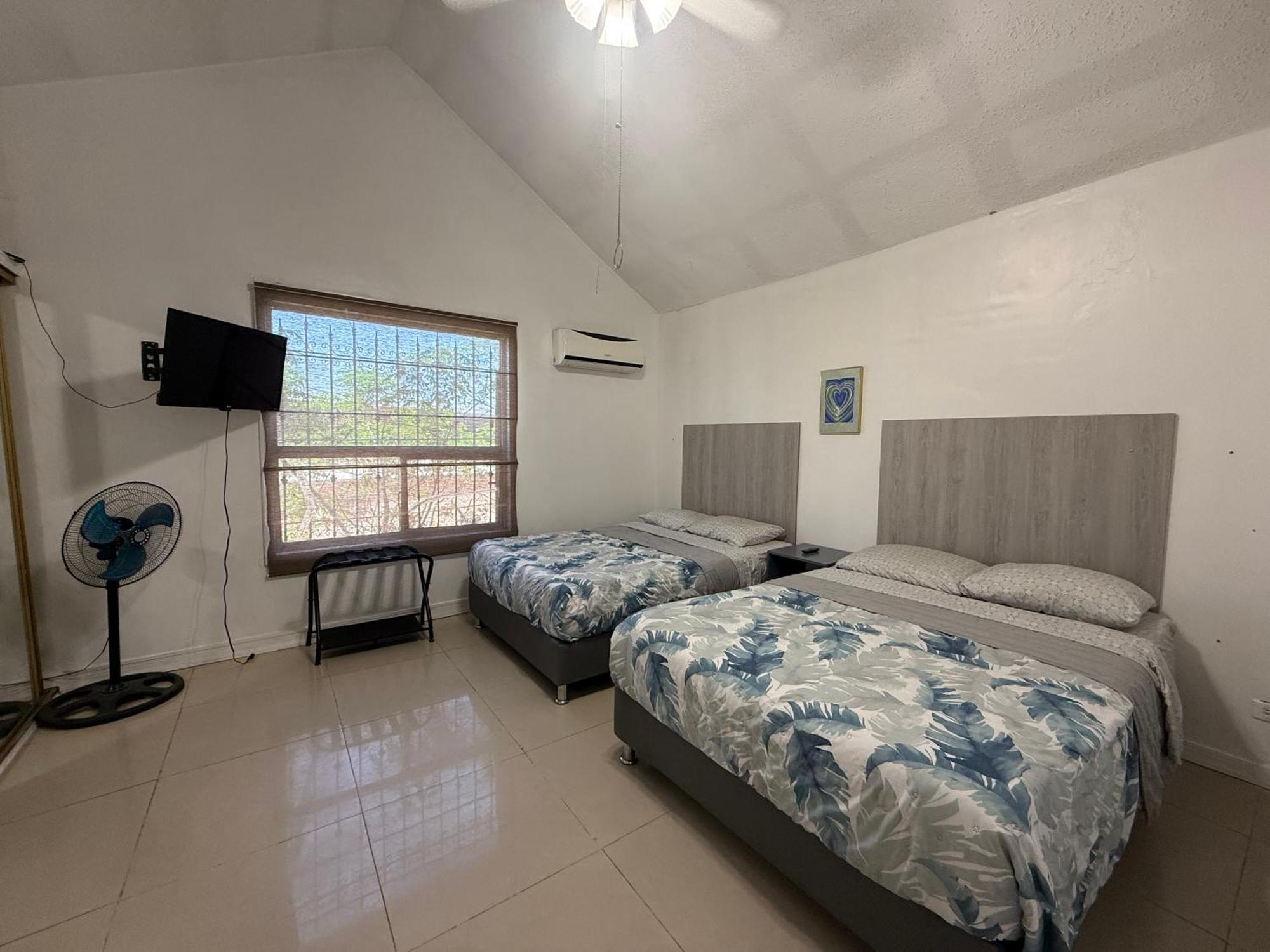 Апартаменты Bonanza Casa De Huespedes Сьюдад-Хуарес Экстерьер фото